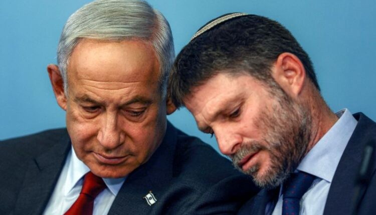 نتنياهو: عين على الفلسطينيين وعين على الائتلاف