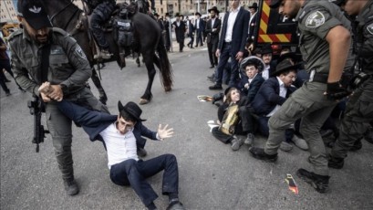 مواجهات عنيفة في القدس خلال احتجاجات ضد تجنيد الحريديم