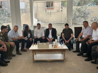 اللجنة الشعبية في طمرة تستنكر زيارة وزراء حكومة نتنياهو وتؤكد الحرب هي السبب