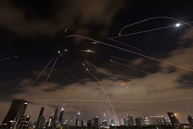 داخلية إسرائيل: أكثر من 5 آلاف إسرائيلي في عداد المشردين منذ بدء الحرب مع إيران