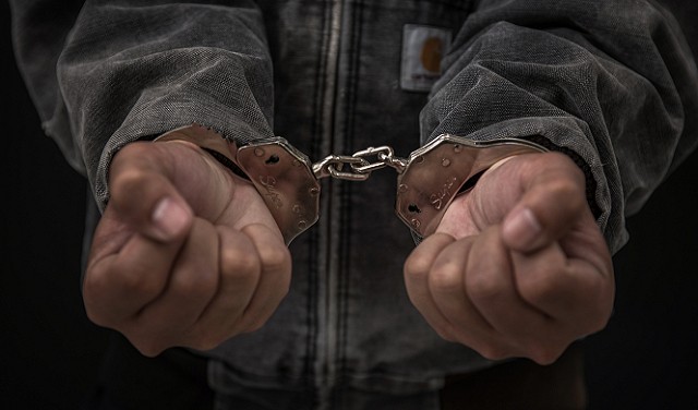 اتهام شابين من منطقة النقب بالتماهي مع منظمة "داعش"